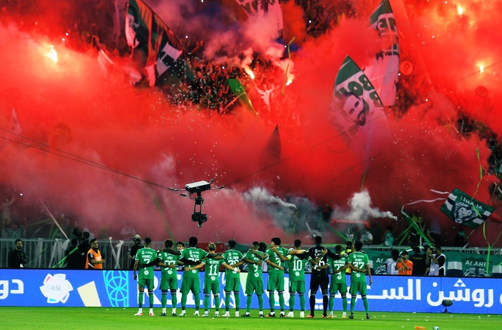 1wpw1's tweet photo. اهلنا قوه ما تغلبوا 💚💚💚🤍🤍🤍 https://t.co/Ct2RGml0w1