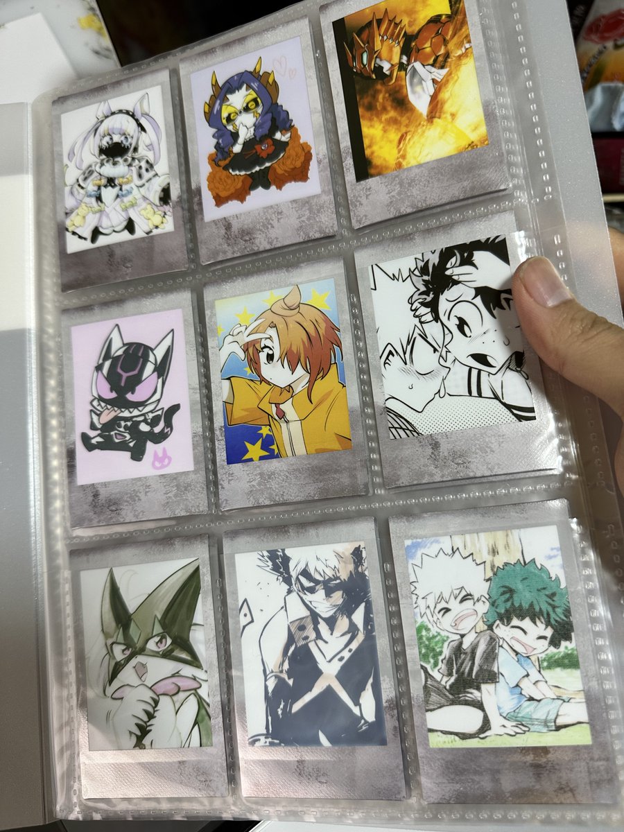 コミケ本日です!

ミルコ本2冊とドゲ本1冊、
イラストチェキ、ペーパーなど!

よろしくお願いします!
#C102お品書き 
#C102 