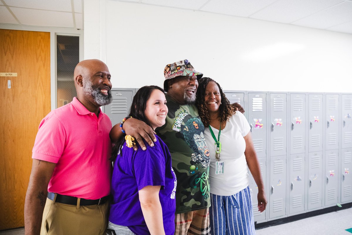 Kannapolis City Schools (@kcs_nc) on Twitter photo Kannapolis-born funk musician <a href="/george_clinton/">George Clinton</a> stopped by <a href="/GWCarverArts/">G. W. Carver Creative Arts Elementary School</a> today!๐
Students enjoyed getting the opportunity to met this legend.
Clinton was inducted into the <a href="/rockhall/">Rock & Roll Hall of Fame</a> in 1997 and the <a href="/NCMHOF/">NC Music Hall Of Fame</a> in 2022.
#myKCS Kannapolis-born funk musician <a href="/george_clinton/">George Clinton</a> stopped by <a href="/GWCarverArts/">G. W. Carver Creative Arts Elementary School</a> today!๐
Students enjoyed getting the opportunity to met this legend.
Clinton was inducted into the <a href="/rockhall/">Rock & Roll Hall of Fame</a> in 1997 and the <a href="/NCMHOF/">NC Music Hall Of Fame</a> in 2022.
#myKCS