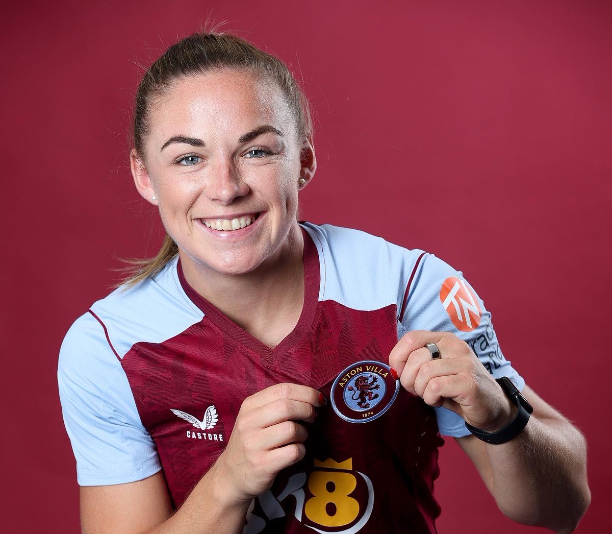 Kirsty Hanson tweet media