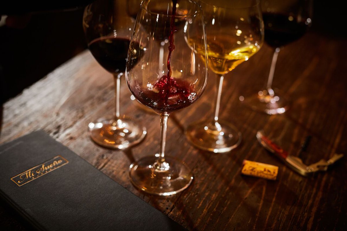 Join us this summer for a behind-the-scenes tour &amp; tasting of Mi Sueño’s family-owned and operated winery. Click link to book your experience.  

ow.ly/PM9y50Pr06B