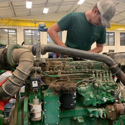 FortHaysTechNC's tweet photo. Do you have an interest in Agricultural Equipment? Each your Associate of Applied Science Degree in Agricultural Equipment Technology from NCK Technical College and become a Trailblazer in your field!

https://t.co/wxuLtM2ry4 https://t.co/uWWgpIuE7Z
