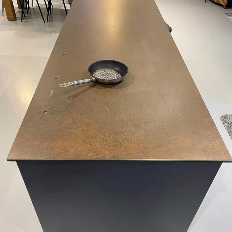 tpbtechuk's tweet image. Our Moma Rusteel finish 😍

18 finishes and counting....Summer collection launching soon! 

#tpbtech #inductionhob #inductioncooktop #kitchendesign #homeinteriors @tpbtech