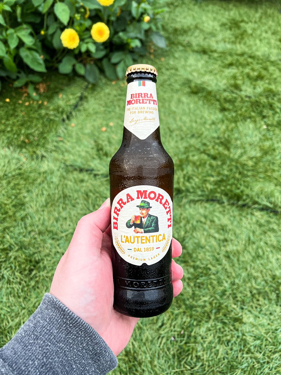 mariohabits's tweet photo. Happy Friday!!! 🤠🍺 https://t.co/2MNGFWkzlq
