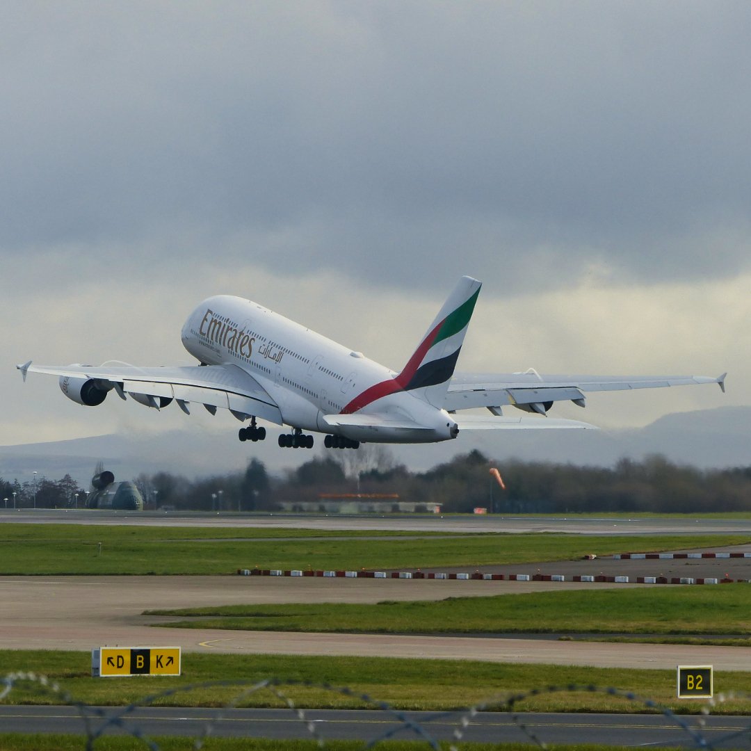 Michaelflying28's tweet photo. Emirates Airbus A380-800 A6-EUP departing Manchester Airport for Dubai International Airport 26.2.23.
#emirates #emiratesairline #emiratesa380 #a380emirates #ek #a380 #a388 #a380800 #airbus380 #airbus388 #airbus380800 #airbusa380 #airbusa388 #airbusa380800 #a380_800 #a380✈️ https://t.co/tnnjI2mPZD