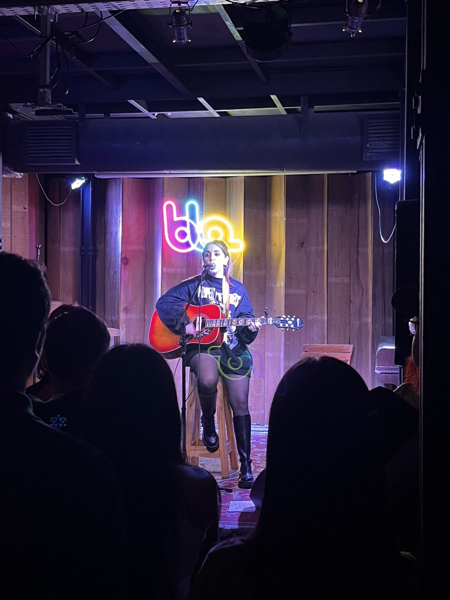 wizardmindok's tweet photo. @blaenvivo , el medio más revolucionario y líder en entertainment, podcast y streaming, realizó por segundo año consecutivo el BLA ACOUSTIC FESTIVAL , donde los mejores artistas emergentes del país comparten su música con todo su público. https://t.co/Lb6n8eBMYh