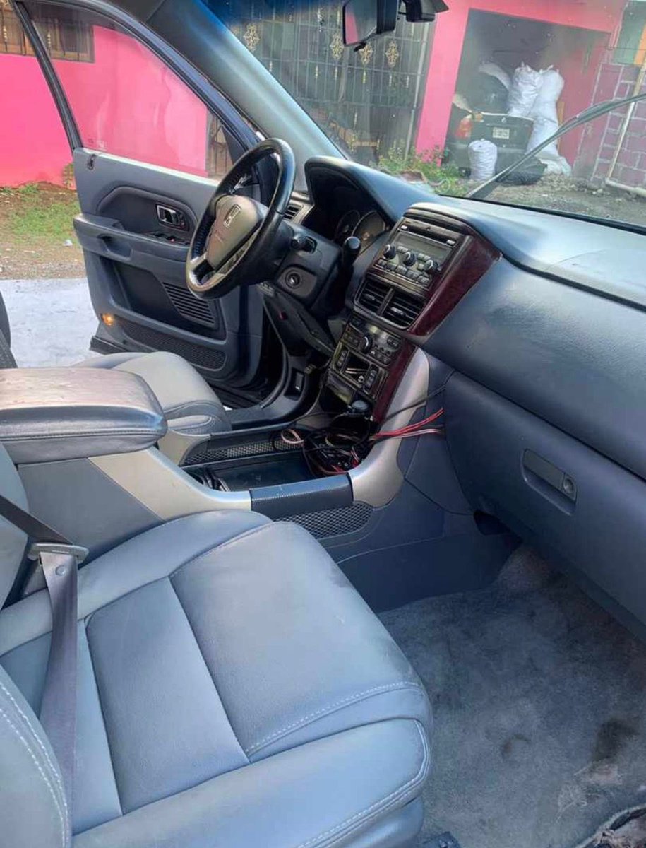 manuelcitog's tweet photo. Honda Pilot 2007
3 filas 
4x4
Sistema de gas Lovato 
Todos los papeles al día (si no valide el cristal 😂) 
Música de interior 
Todo le funciona 
RD$ 370,000 neg 
Más completa y barata que una tucson 2013 BAI https://t.co/Wm9IpmgOST