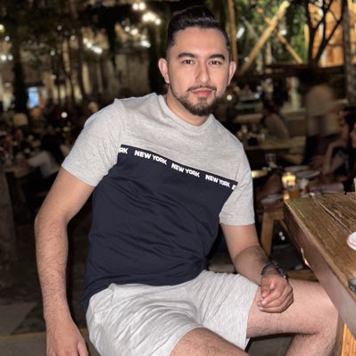 JuanHarrell's tweet photo. #NuevaFotoDePerfil https://t.co/ipcRh6dzdS