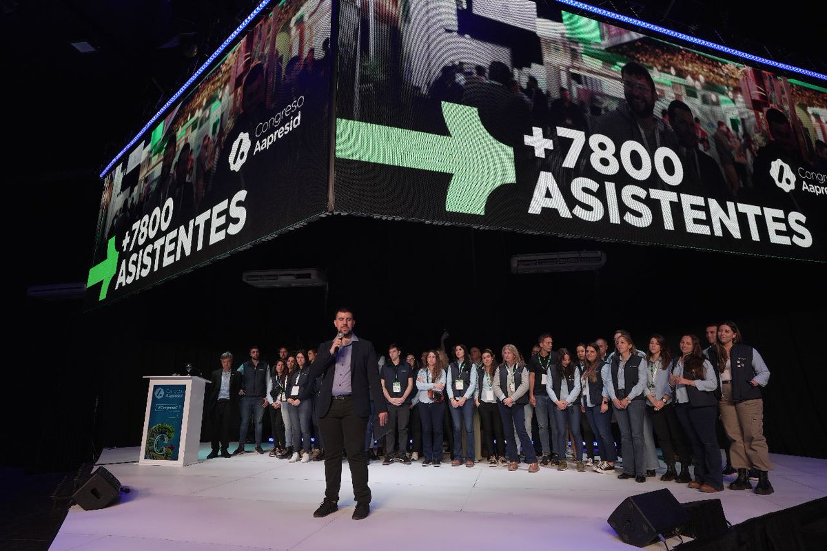 aapresid's tweet photo. 👉🏼Termina #CongresoC, pero nuestro trabajo continua. 

GRACIAS por ser parte del cambio, porque nadie sabe lo que sabemos todos juntos  🙌🌱

¡Los esperamos el año que viene! 🚀