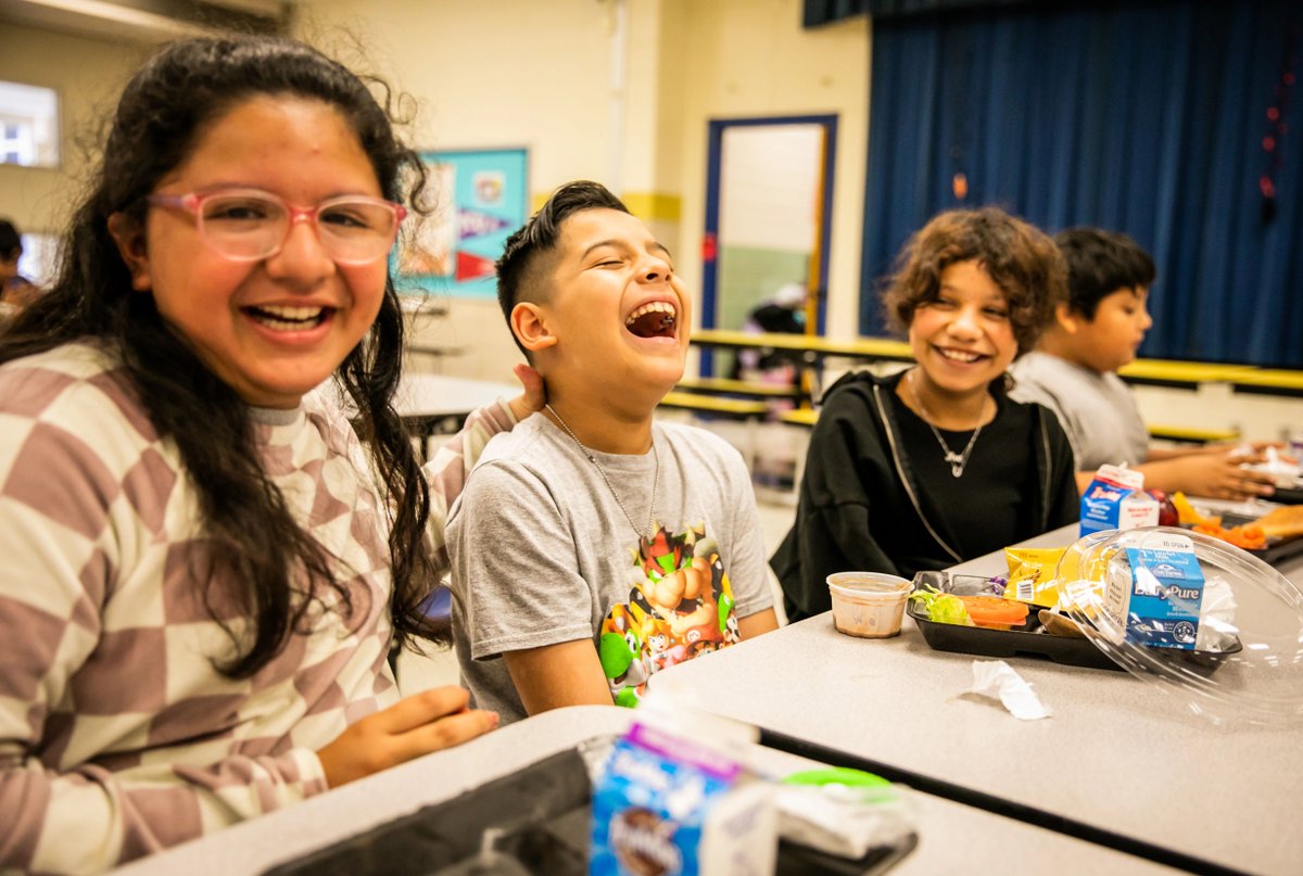 As the summer season nears its end, we extend our heartfelt gratitude to all who supported us in our mission to raise awareness about free summer meal sites for those in their communities. 🤝  Together, we can make No Kid Hungry a reality. #ShareSummer #NoKidHungry