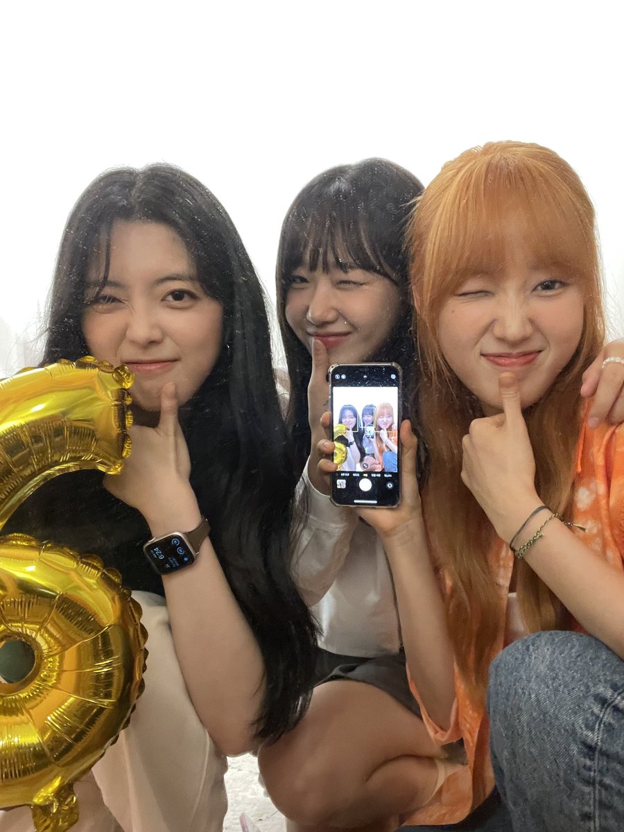 brseojeong's tweet photo. [ FANCAFE ] 10.08.23 update ·  📮

[ Sei 🌱 ] 🔑❤🧡💛✨

"Ki-lings~ Aqui estou eu~
Pensei muito sobre o que falar. Por muito tempo nesses 6 anos, honestamente, eu fui grata por tudo a todo momento, e não seria um equívoco dizer que foram boas memórias"

©wekimeki_sns

#WekiMeki https://t.co/5imUknyr80