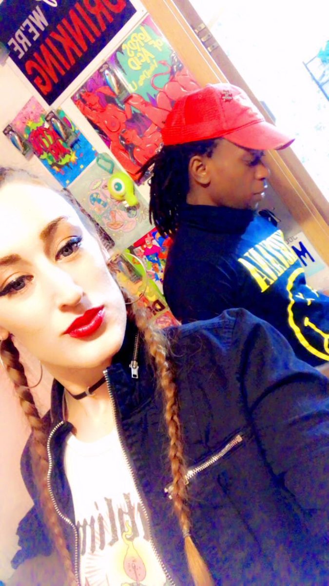 ThaSlimReaper5's tweet photo. Na I can’t een deny she really a one of one, I try to think of a comparison but come up with none, this a real rare bond, she like my midnight sun rare, I’m gon fashitsho hold her down, ion care who is or who l ain’t around. Bae Bee our Love Will Prevail! https://t.co/y5bdZtWcC1
