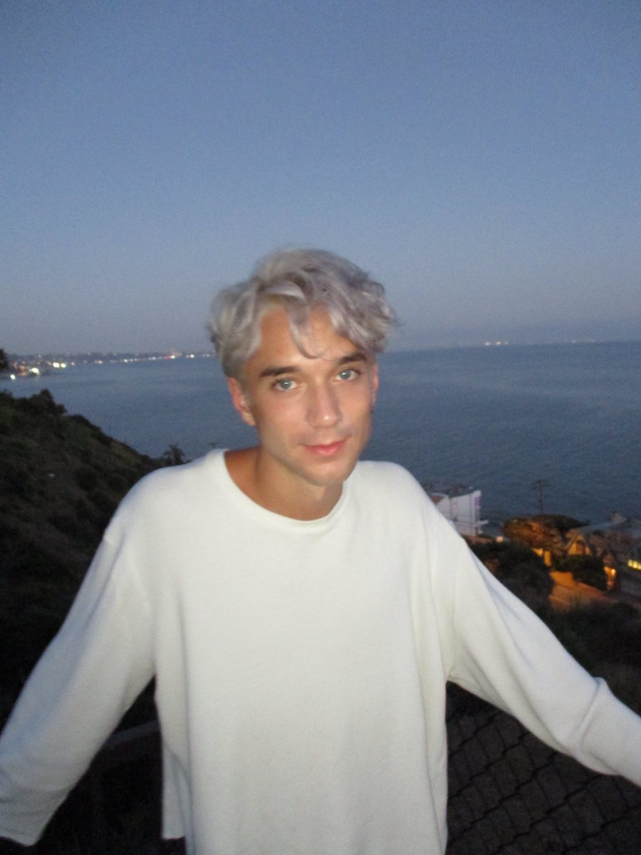 Daniel Seavey tweet media