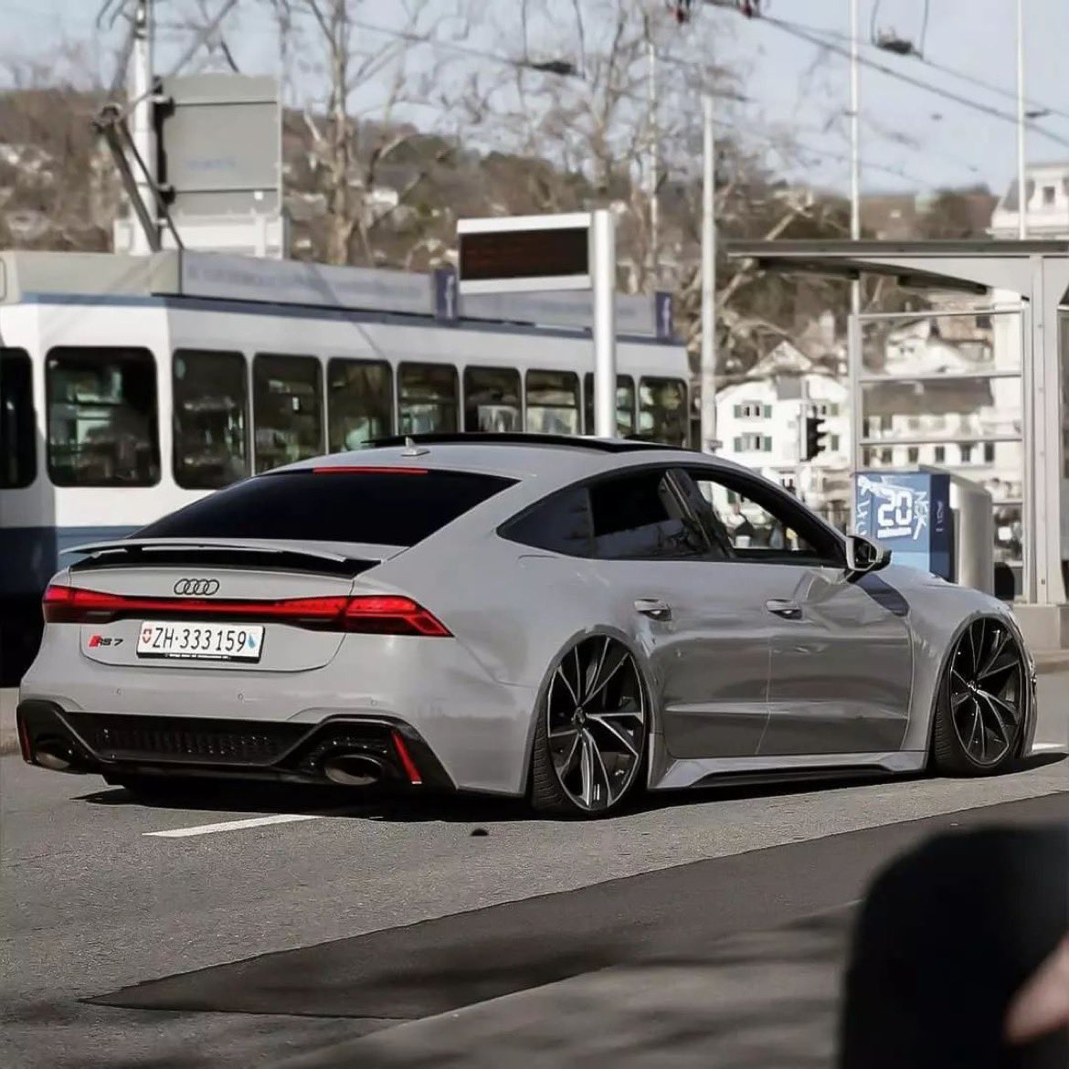 motorforms's tweet photo. AUDI RS7 🇩🇪 https://t.co/PGb0TuKbMH