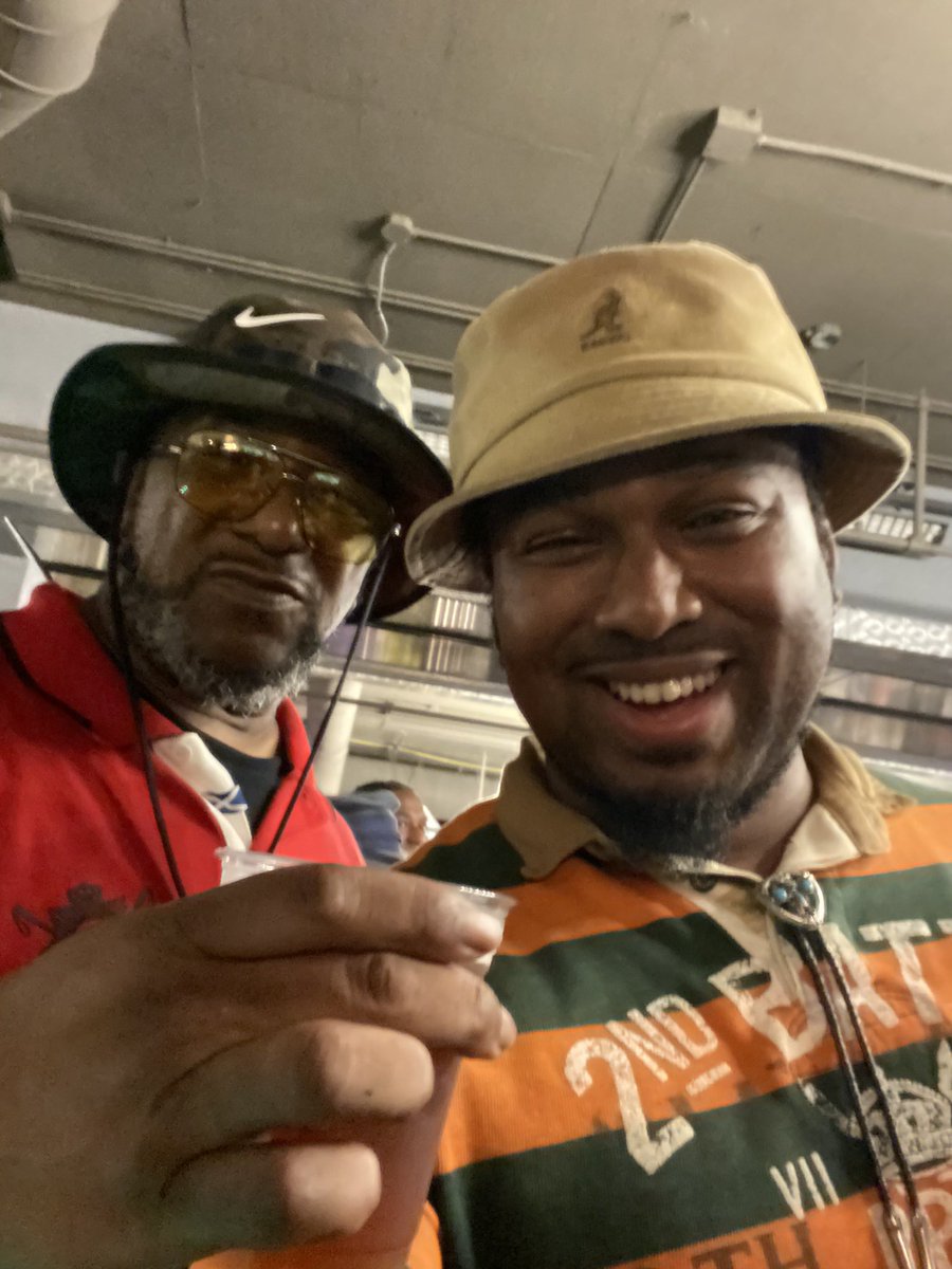 Country Black Man tweet media