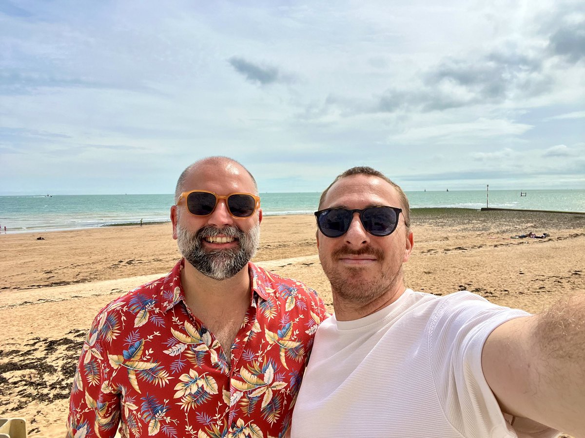 rob_truelove's tweet photo. Lovely day out to Ramsgate

#ramsgate #ramsgateharbour #ramsgatebeach #kent https://t.co/Et5d9Ew0Gr