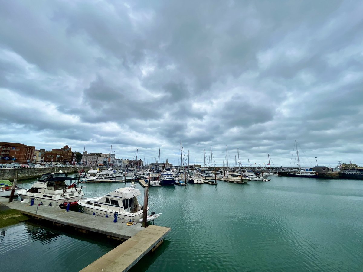 rob_truelove's tweet photo. Lovely day out to Ramsgate

#ramsgate #ramsgateharbour #ramsgatebeach #kent https://t.co/Et5d9Ew0Gr