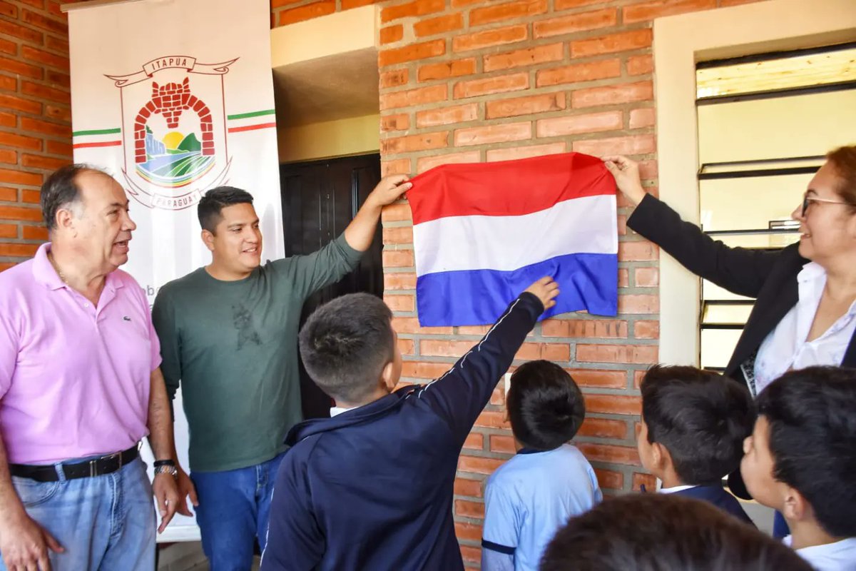 riosramirezc's tweet photo. ✓ Inauguración de obras ejecutadas en instituciones educativas del noreste departamental.

✓ Escuela Básica N° 8083 "Ciudad Nueva" de María Auxiliadora; distrito Tomás Romero Pereira,  y la Escuela Básica N° 939 "Rvdo. Padre Ricardo Musch" del municipio de Natalio. https://t.co/Eu65v8MCC4