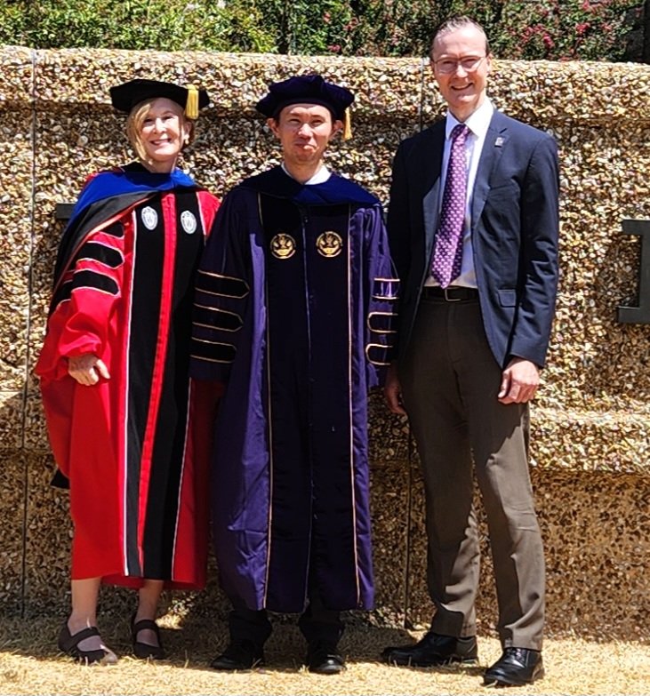 LECORLSU's tweet photo. Congratulations, Dr. Taguchi on receiving your PhD. We're proud of you! #LECOR #LSU #LSUSVM https://t.co/dzh1pt7l5v