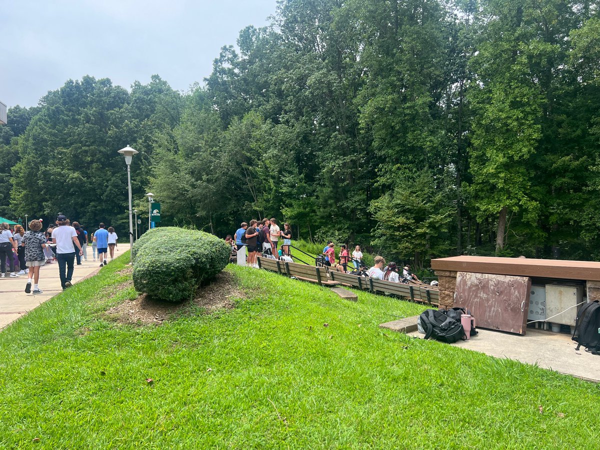 RECHS enjoying our annual Lemonade on the Lawn!