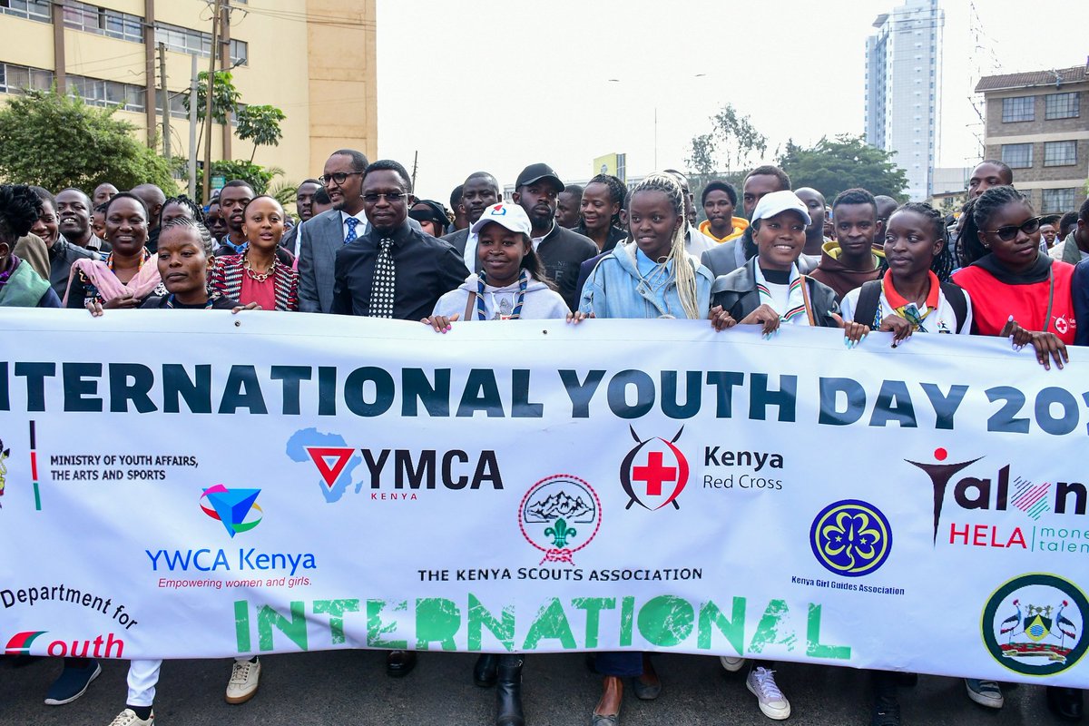 NYC_YouthVoice's tweet photo. Led by CS @AbabuNamwamba flanked by PS @IsmailMaalim19, YAB Chair @honsophynekoye, and Ag. CEO @MargaretKiogora  matched to the #HustlaBazaar outside Hilton Hotel  in line with this year's #IYD2023 theme: "Green Skills for Youth: Towards a Sustainable World." https://t.co/7KmOX7osi0