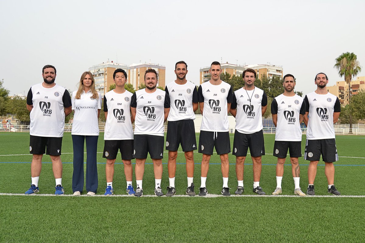 📷🫱🏻‍🫲🏼 𝗙𝗼𝘁𝗼 𝗱𝗲 𝗳𝗮𝗺𝗶𝗹𝗶𝗮

#QuédatePaSiempre ⚫️⚪️⚽️