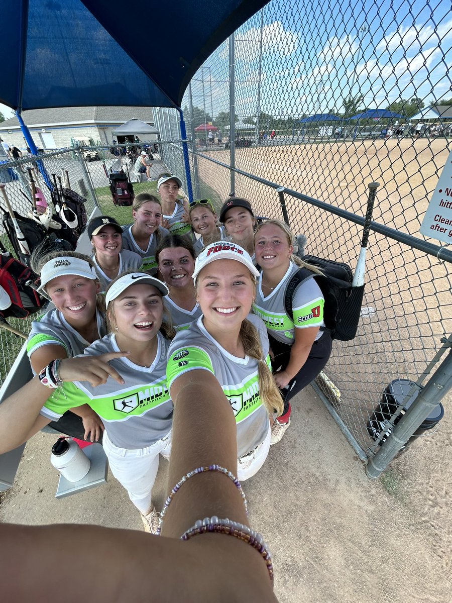 Emerson Markas tweet media