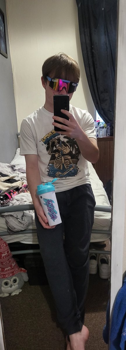 Welpski's tweet photo. So what yous think of my fit for stream
@WraithEnergy #SonOfABeach https://t.co/xYphbrKizx