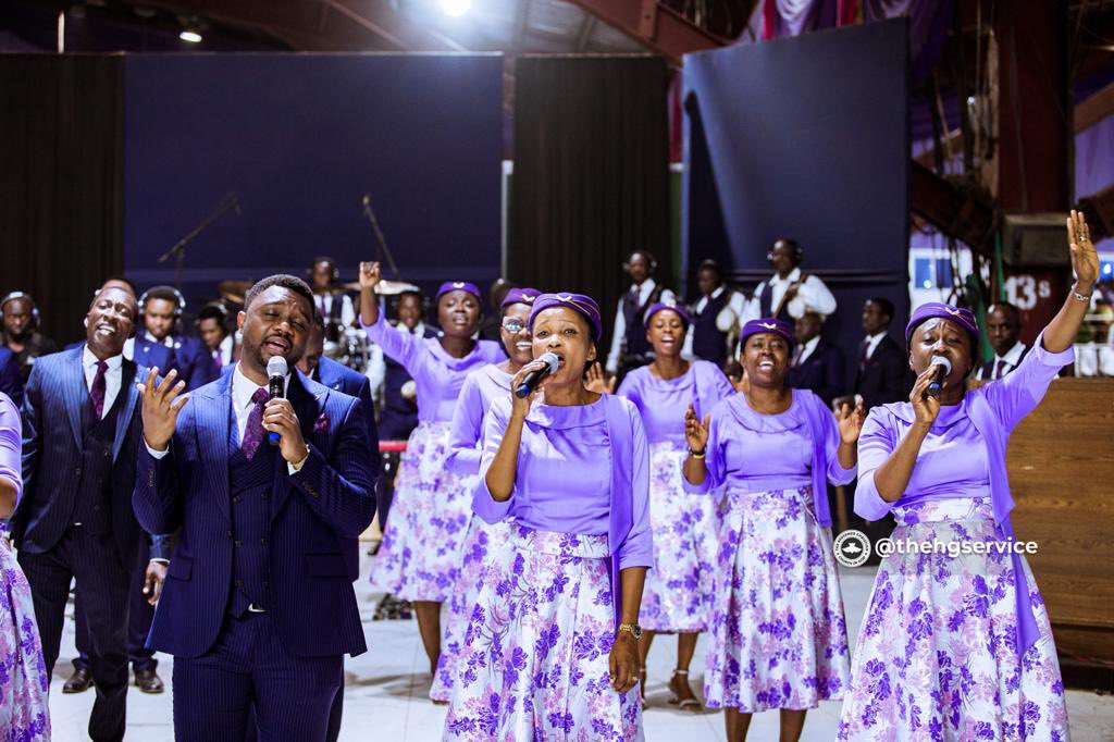 rccghq's tweet image. Leading us as we worship the Lord for the Holy Ghost Service is @Rccgpraiseteam1 

Day 5
Holy Ghost Service
71st Annual Convention
#BeyondExpectations
#RCCG