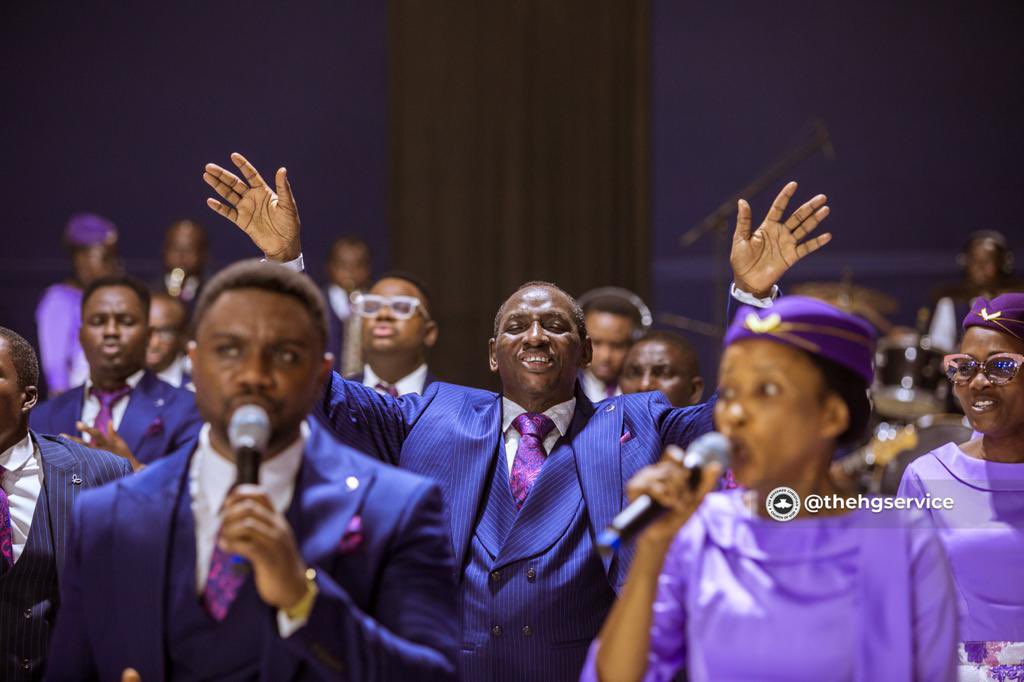 rccghq's tweet image. Leading us as we worship the Lord for the Holy Ghost Service is @Rccgpraiseteam1 

Day 5
Holy Ghost Service
71st Annual Convention
#BeyondExpectations
#RCCG