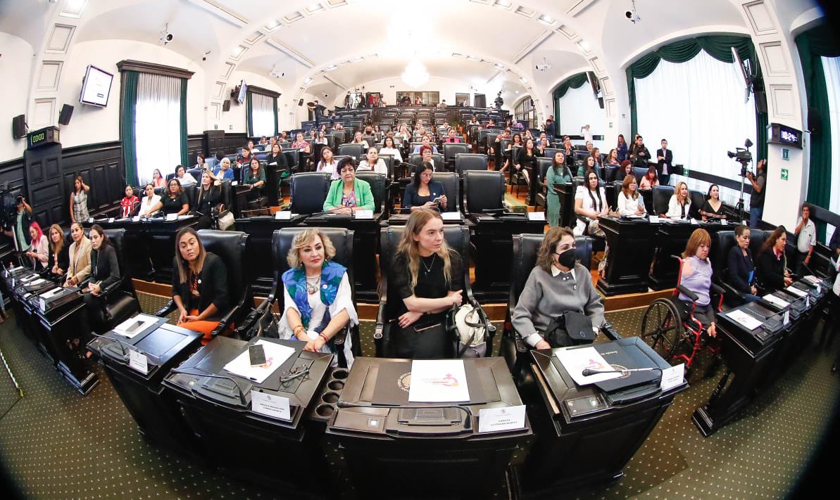 ramirezlalo_'s tweet photo. No se puede entender el desarrollo de ningún país sin la participación de las mujeres.
 
Es tiempo para las mujeres, en todos los niveles, esferas e instituciones públicas y privadas. 

Es un orgullo inaugurar el Primer Parlamento de las Mujeres Emprendedoras Chiapas 2023. https://t.co/SHTXSx14dZ