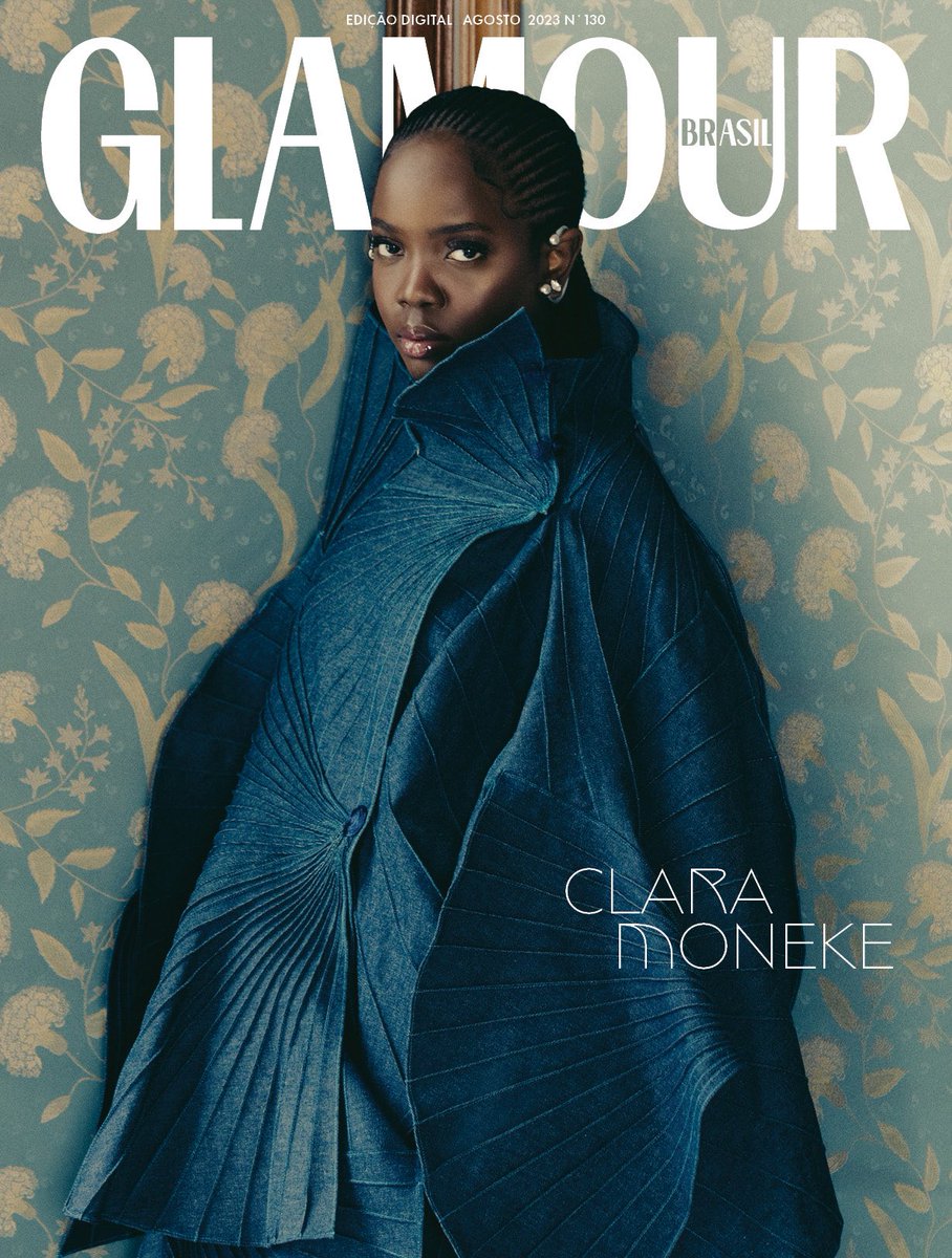Adivinhem quem é a capa de agosto da Glamour? Muito feliz e grata por tudo que está acontecendo!

Vocês podem conferir essa entrevista incrível e o ensaio no site da Glamour.