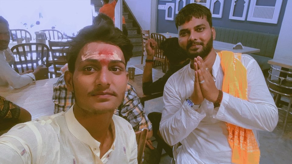 UddeshayJ's tweet photo. दीर्घायुरारोग्यमस्तु,सुयशः भवतु,विजयः भवतु, अवतरण दिवसशुभेच्छाः। मित्र 🙏 https://t.co/e4HzbkevVJ