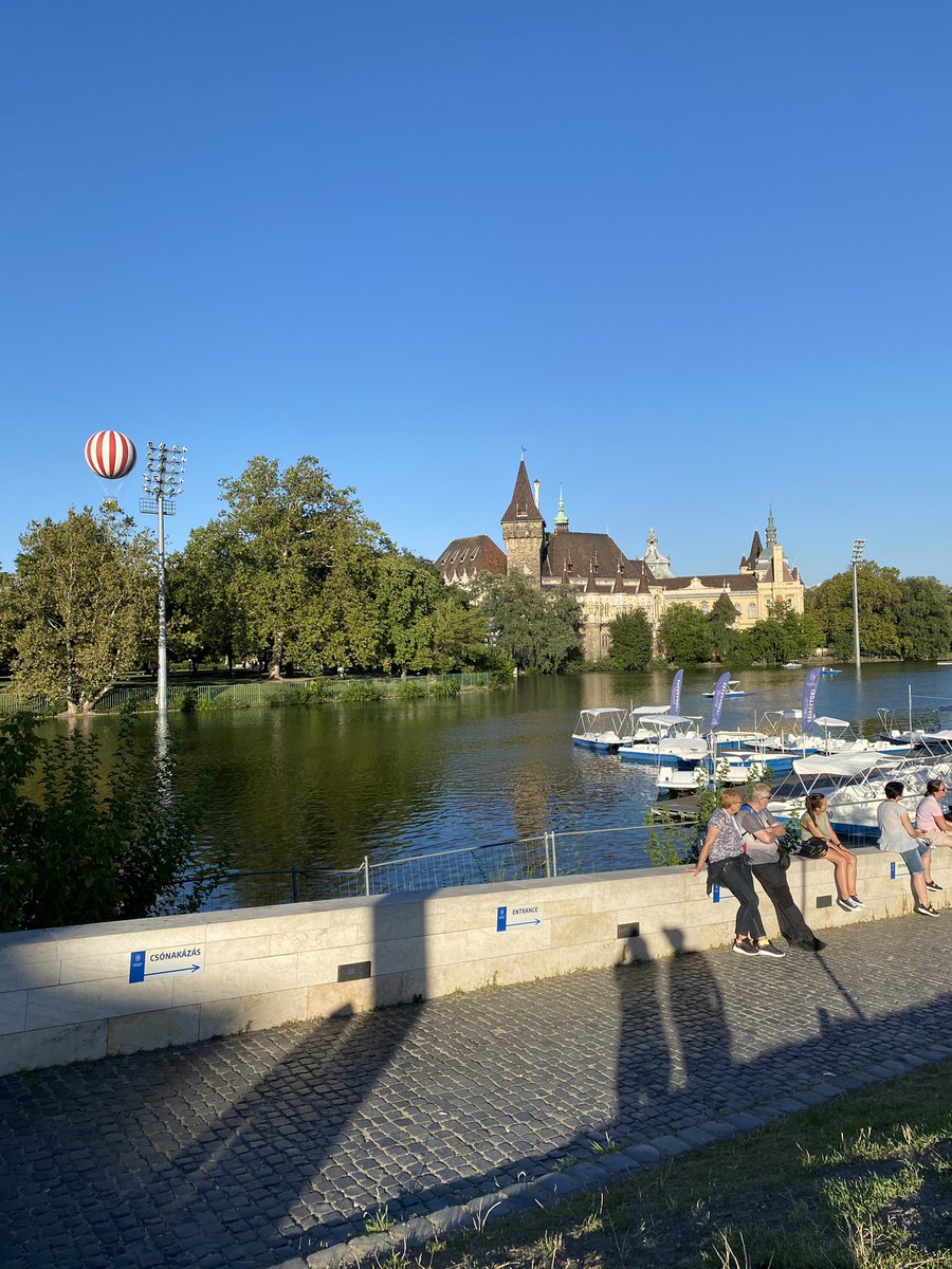 razwlins's tweet image. fotografcilar isinize bakin