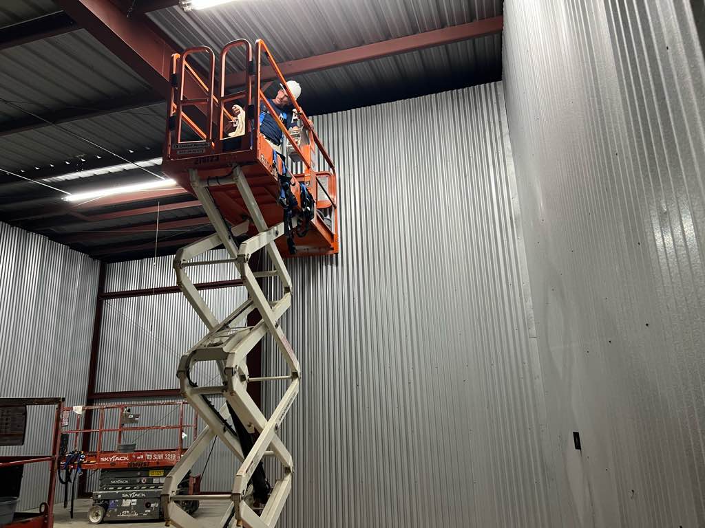 SynergyNDS's tweet photo. SynergyNDS TurnKey Recovery Spotlight: Recovery work continues at the City of Williston Municipal Airport after a fire caused severe damage to a large airport hangar last month. https://t.co/ZrnwqkYhzq