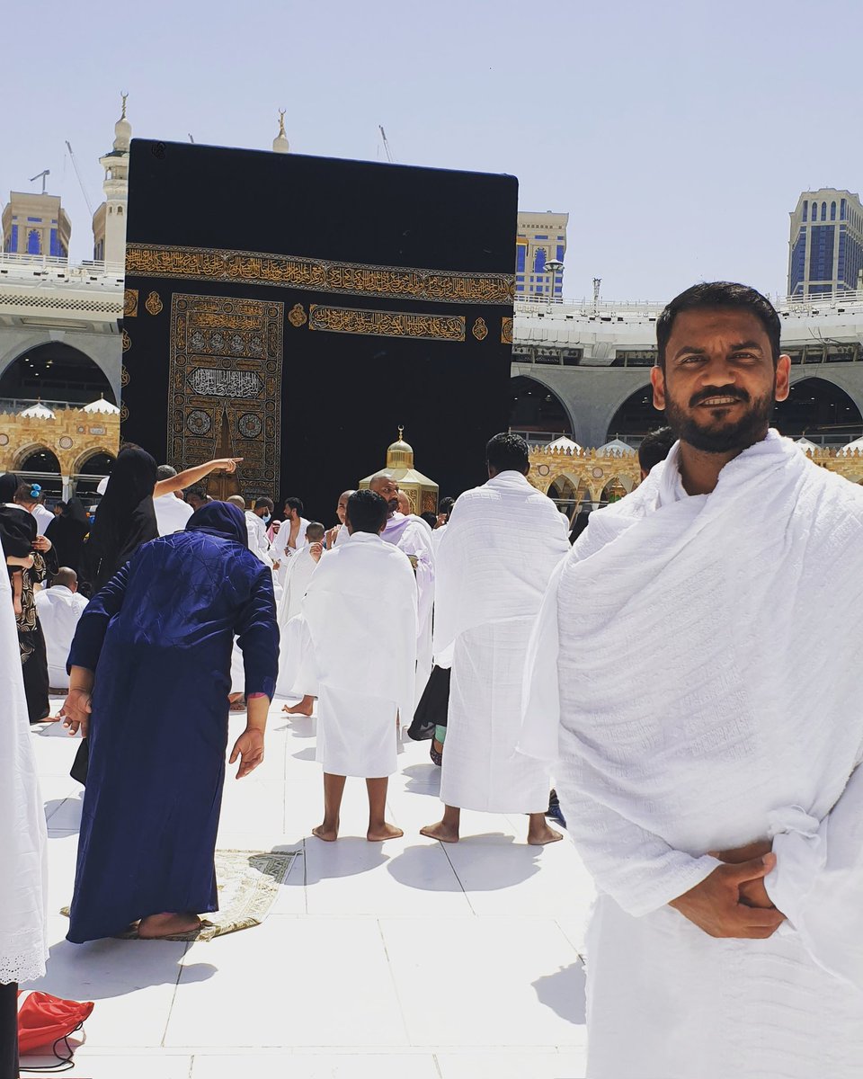 tabbkhan84's tweet photo. ALHAMDULILLAH...!!! 🕋
I consider myself lucky to be able to have the opportunity to go to Mecca to take the sacred journey to Umrah .Keep me in your 🤲 and i will keep u in mine.
#twitter #facebook #instagram #tabishkhan #pcb #khelshel #Makkah #pakistancricketteam #humanity #fy https://t.co/kMdTjHeejy