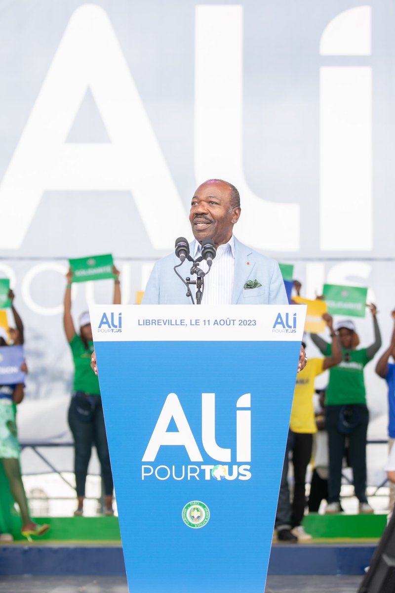 Sylviabongo's tweet photo. Incroyable meeting d’ouverture porté par un homme incroyable.
Celui que j’ai la chance d’accompagner depuis tant d’années, @PresidentABO.
Je ne pourrais pas être plus fière de vous. 
Le #Gabon est chanceux de vous avoir.
Je vous aime Ali.❤️
#AliPourTous #Ali2023 #MonPactePourLeGabon