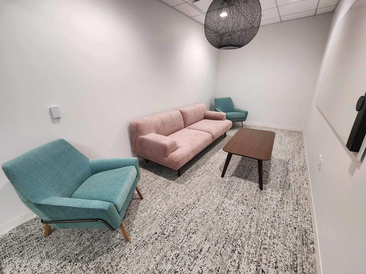 ScrantonCleaner's tweet image. 🌟 Business Owners and Managers, tired of dealing with cleaning hassles? ScrantonCleaners is here to take your worries away! 🧼✨

🧽 Office Cleaning
🪣 Janitorial Services
🪟 Window Cleaning
🧹 Floor Care
🧼 Sanitization &amp;amp; Disinfection

📩DM us now for a FREE personalized quote