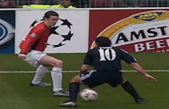 paddypower's tweet photo. Dara O'Shea accidentally nutmegging Alvarez is the finest piece of skill by an Irishman named O'Shea since... https://t.co/pJ0cXPg70S