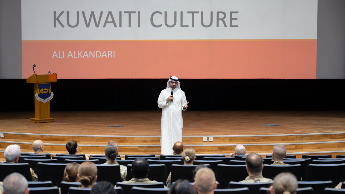 USAFCENT's tweet image. Dr AlKandari, @K_University prof., briefed @386thAEW  Airmen on Kuwaiti culture. He provided US forces with a better understanding of Kuwaiti cultural norms, enabling us to better work with our valued host nation partners.
@CENTCOM 
@USEmbassyQ8 
@usairforce 
#PartnerforStrength
