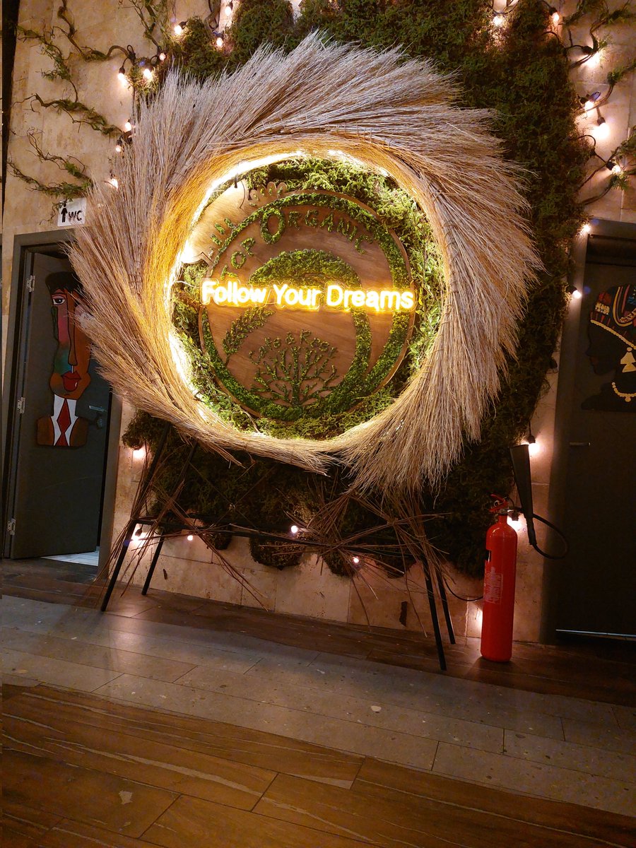 سهمكم العافيه فديت صاحب العزومه ربي يحفضه ويرزقه من اوسع ابوابه