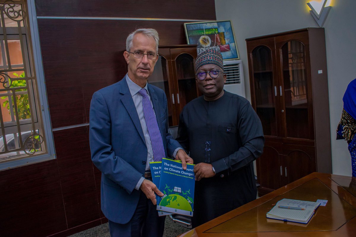 Climategovng's tweet photo. The Netherlands paid a courtesy visit to the DG @NCCCNigeria to continue to foster important partnership.
@NLinNigeria invests in key sectors of climate smart agriculture, renewable energy and circular economy to support Nigeria in reaching its net zero goal.
#NCCCInAction https://t.co/8Ju9Ob7i4L
