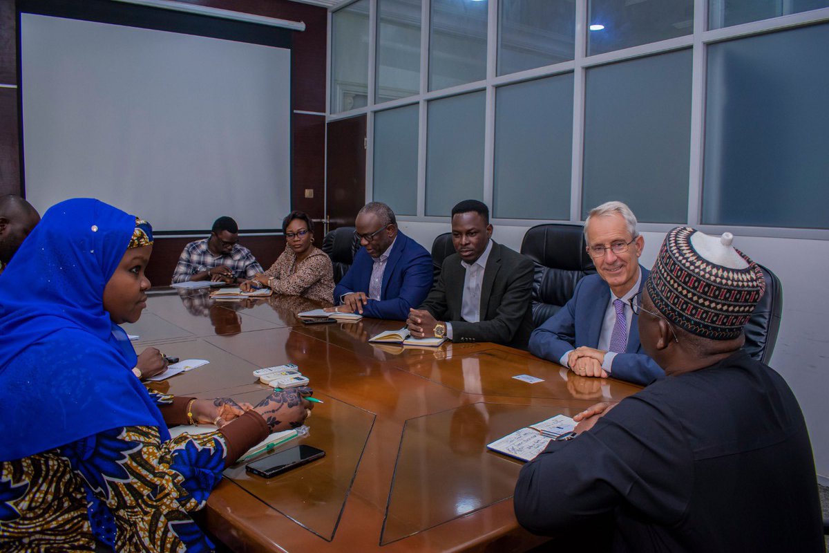 Climategovng's tweet photo. The Netherlands paid a courtesy visit to the DG @NCCCNigeria to continue to foster important partnership.
@NLinNigeria invests in key sectors of climate smart agriculture, renewable energy and circular economy to support Nigeria in reaching its net zero goal.
#NCCCInAction https://t.co/8Ju9Ob7i4L
