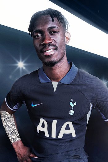 The Spurs Web on X: 🚨𝗕𝗥𝗘𝗔𝗞𝗜𝗡𝗚: Tottenham have just launched their  new away kit for the 23/24 season Take a look 👉    / X