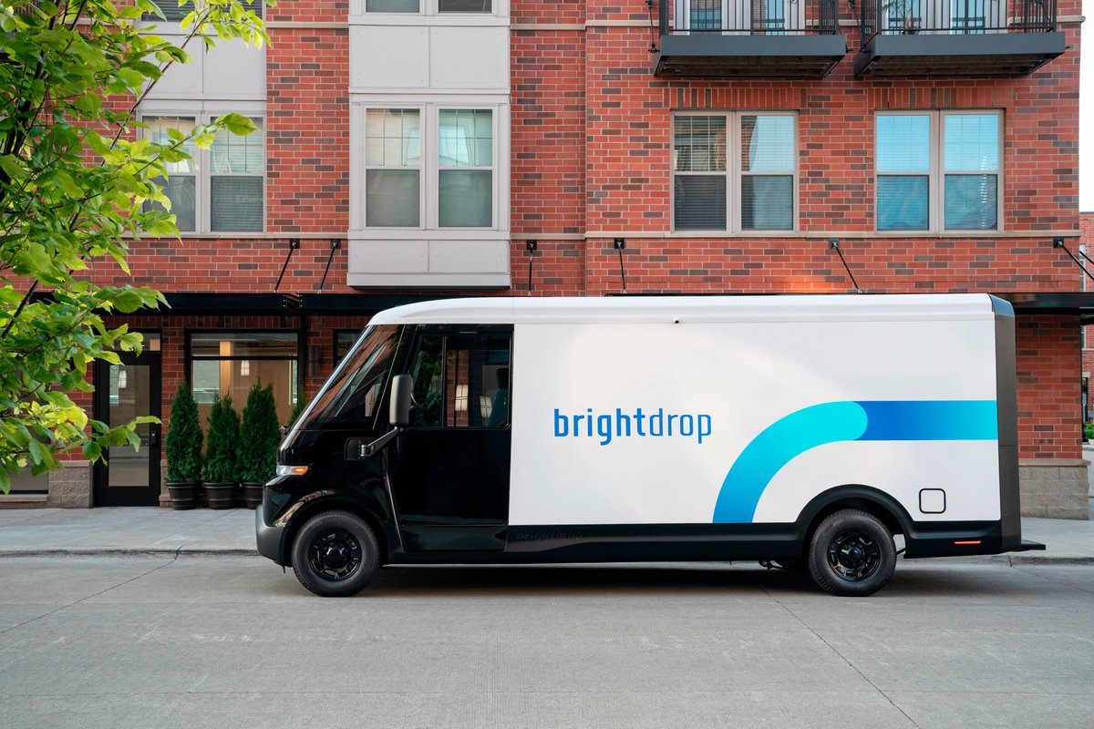 AutosMemoLira's tweet image. General Motors dio a conocer que introducirá a México los vehículos eléctricos comerciales de BrightDrop. Se especializan en reparto de mercancías y proponen nuevas soluciones para empresas.

memolira.com/breaking-news/…

@GeneralMotorsMx #autoselectricos #BrightDrop #MemoLira