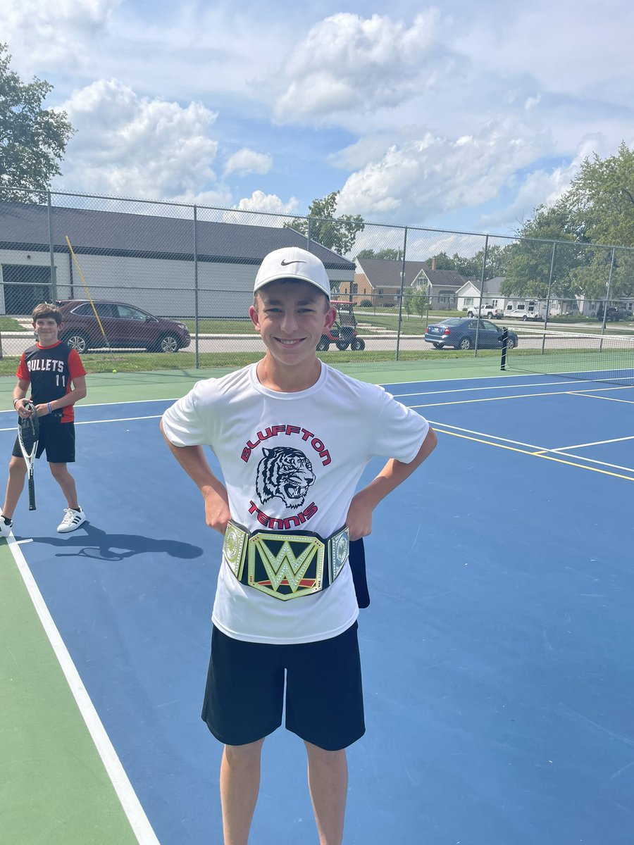 bobvandy's tweet photo. Congrats to our winners of the @BHSTigerTennis weekly 1 Point tournament! Our doubles champs are Alex Maggard and Evan Klopfenstein! Our singles champ was Braden Lemler! #DSAHITTB https://t.co/zQe6hTnwHp