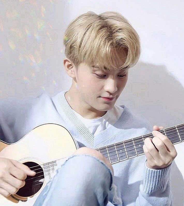 nctxtpics tweet media