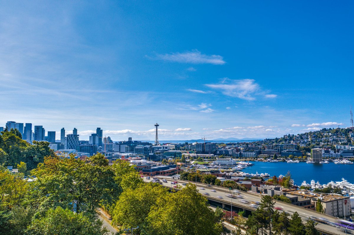 Project Update! Venture acquired this beautiful fourplex in Capitol Hill on Lakeview Boulevard in 2021, offering amazing views of South Lake Union &amp; Downtown Seattle from all four units. Currently listed on the market for $1,685,000. Contact us for more information.