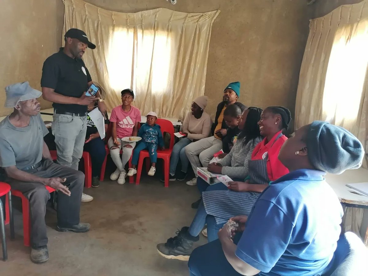 TAC's tweet photo. Eesterus branch training on HIV/ TB and STIs prevention and treatment. They discussed how to prevent transmission and new developments and updates on treatment.
#preventiontreatmentliteracy #dignityforall #treatmentactioncampaign #treatmentliteracy #tacgp https://t.co/Tirxwo4b3u