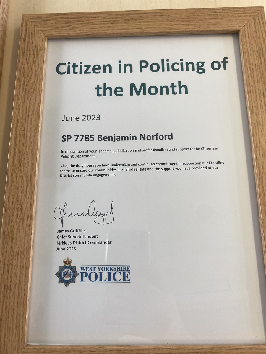 WYP_HBrear's tweet photo. Congratulations to my colleague SSO Ben Norford - Citizen in Polcing colleague of the month👏👏👏Outstanding leader and Team player. https://t.co/vPCGiTJPKU